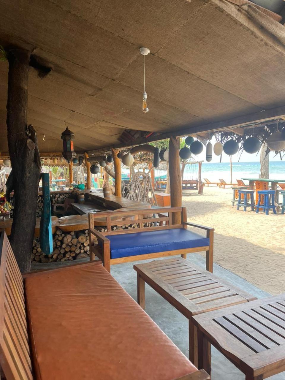 Vitamin Sea Beach Cabana Nilaveli Eksteriør billede