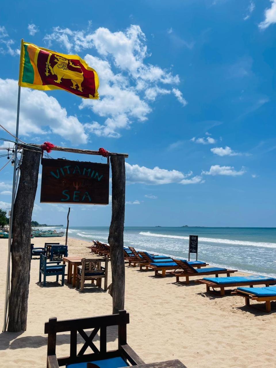Vitamin Sea Beach Cabana Nilaveli Eksteriør billede
